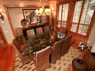 Elegant dining room